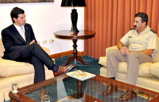 El gobernador Urtubey recibió al Comandante Mayor José Miguel Martín