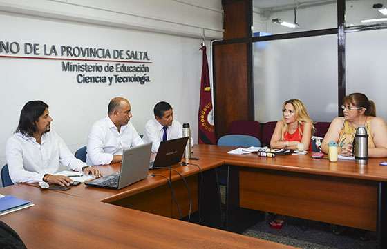 La provincia realizó una propuesta para el primer semestre al sector docente