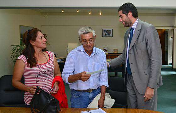 El Gobierno entregó aportes a un proyecto ganadero de Rivadavia