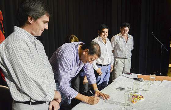 Dirigentes vecinales de General Güemes recibieron capacitación legal del Ministerio de Gobierno