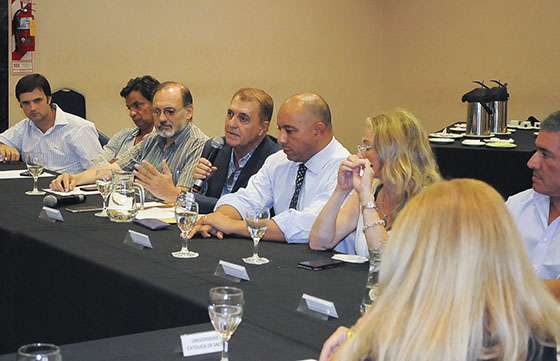 El ministro Dib Ashur presentó el Plan de Educación en el Consejo Económico y Social