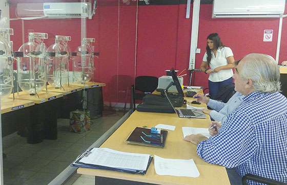 Cuatro familias se beneficiaron con el sorteo de Cumplís y Ganas