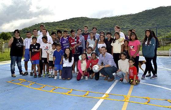 Las escuelas de fútbol de verano tendrán hoy un cierre a pura competencia