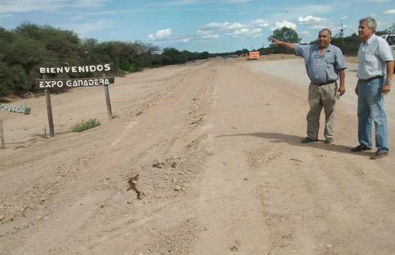 Continúa la pavimentación de la ruta provincial 54