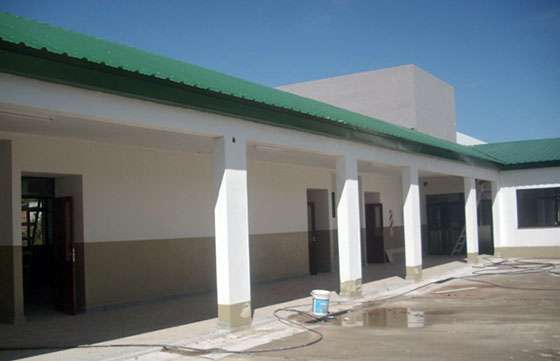 La construcción de la nueva unidad educativa de Misión San Francisco está en su etapa final