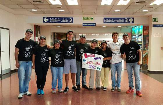 Un total de 52 becarios de los Institutos de Idiomas viajó a Estados Unidos