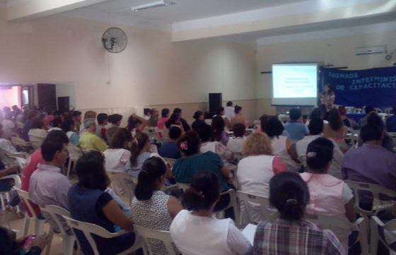 Capacitaron a directivos y docentes sobre consumos problemáticos en el ámbito educativo
