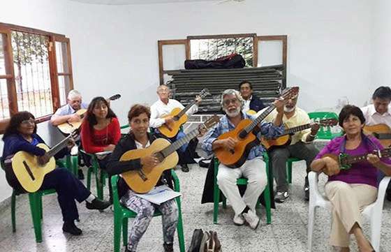 Cursos y talleres en la UNATE