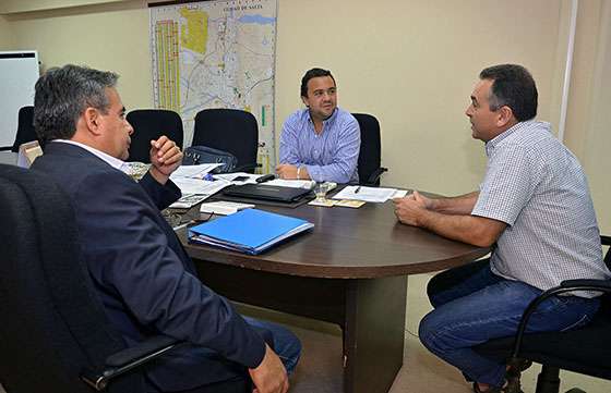 Definieron una agenda de trabajo para fortalecer las finanzas de Apolinario Saravia