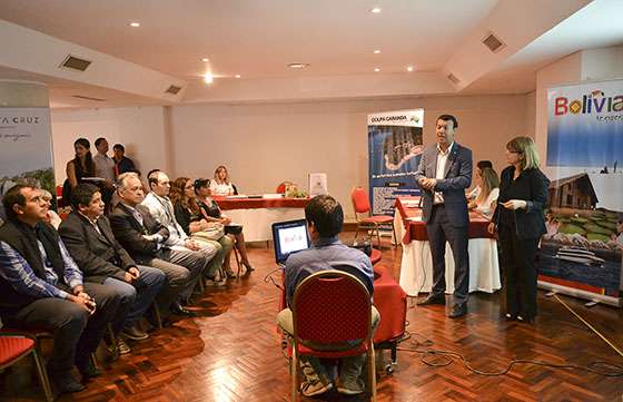 Bolivia presentó su oferta turística en Salta