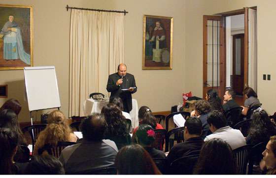 Se desarrollan en Salta jornadas de actualización sobre Turismo Religioso