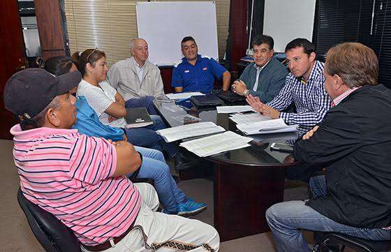 Vecinos de Finca Valdivia y Roberto Romero agradecen el apoyo del Ministerio de Gobierno
