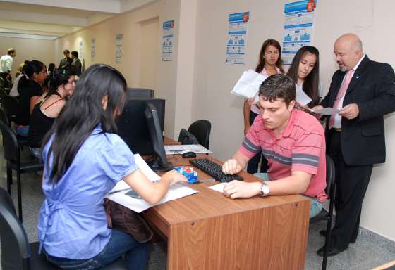 El Centro por Asignación Universal atiende 700 salteños por día