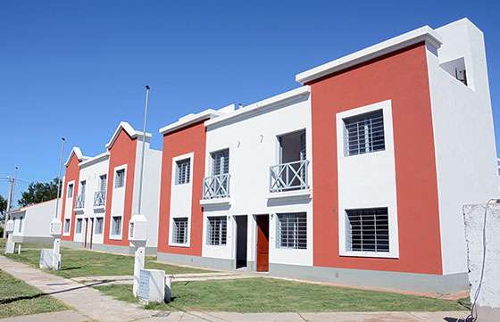 El IPV tiene en ejecución más de cinco mil viviendas en la provincia