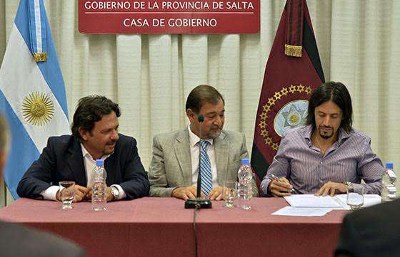 El Gobierno y la Municipalidad capitalina firmarán un convenio contra el comercio ilegal