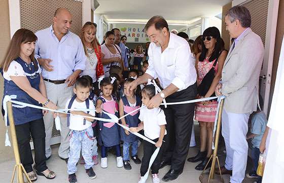 Más de 200 niños son incluidos en el nivel inicial de la nueva escuela de Orán