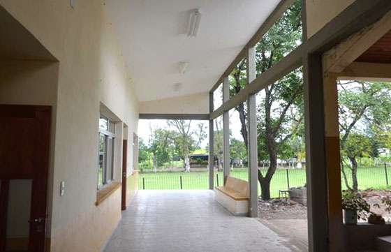 Avanza la refacción y ampliación de la escuela de paraje El Espinal