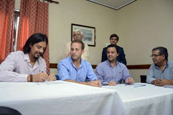 Autoridades de la Provincia y Metán firmaron convenio que permitirá optimizar servicios en ese municipio