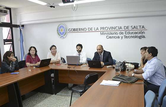El Ministerio de Educación trabaja en la implementación del Programa Dale!