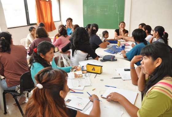 El Gobierno continúa dictando talleres de oficios a vecinos de Solidaridad