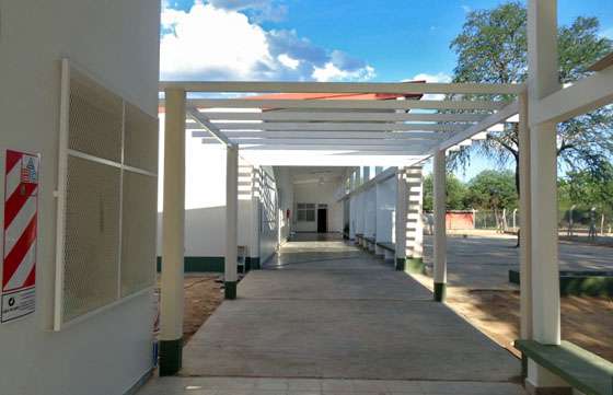Nuevo edificio para una escuela en el paraje Pozo El Toro