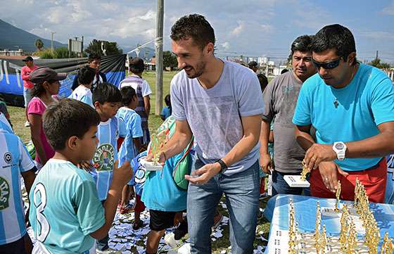 Entregaron los premios del torneo Cebollitas a equipos de la zona sudoeste capitalina