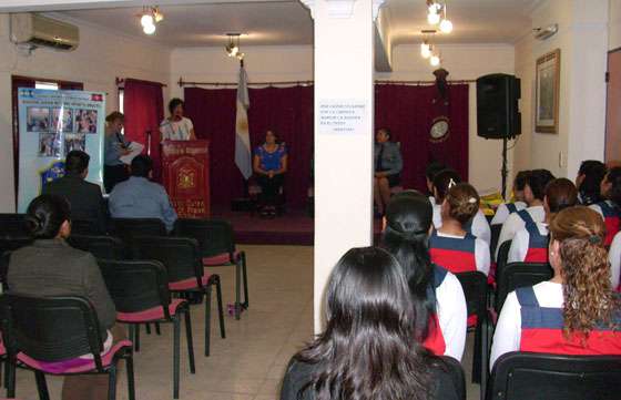 Salud Mental capacitó a integrantes del jardín materno infantil de la Policía de la Provincia