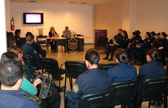 Se realizó una jornada de sensibilización de las prácticas de salud mental para la Policía