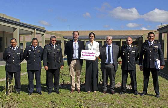 Cornejo recorrió con autoridades de Nación la Escuela de Cadetes