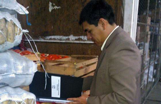 Operativos de control en ferias de frutas y verduras de la ciudad
