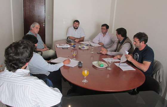 Coordinan acciones para mejorar el desarrollo de las actividades productivas en Salta