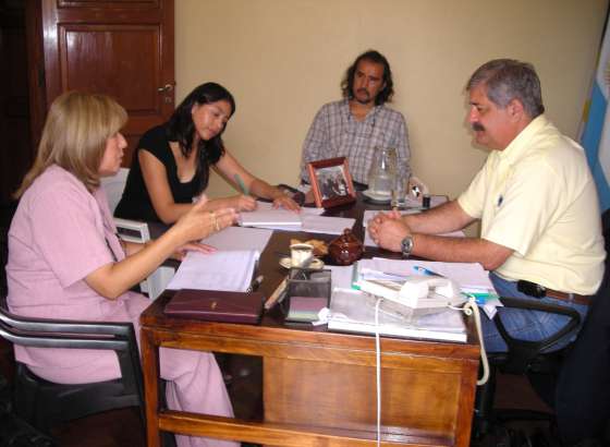 Previenen enfermedades en comunidades aborígenes   