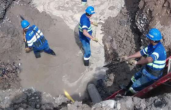 La Provincia ejecuta obras para optimizar el sistema cloacal en Orán