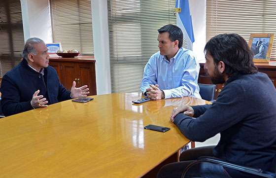 Los ministro de Gobierno y Trabajo analizaron la situación de Salvador Mazza con su intendente