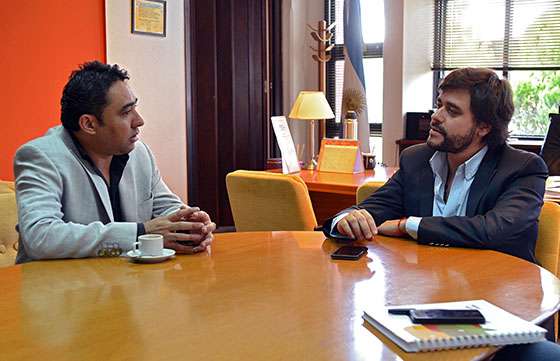Gobierno colaborará con el Consulado de Bolivia en una campaña de regularización documentaria