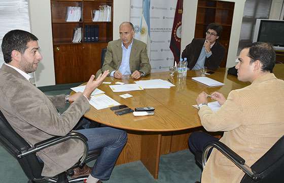 Montero recibió a directivos de una empresa interesada en instalar un parque solar en Salta