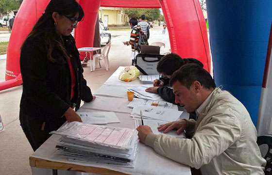 Numerosos vecinos de El Tala completaron las solicitudes de la tarifa social