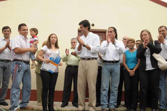 “Este Gobierno viene marcando historia en materia habitacional”, dijo Urtubey en Salvador Mazza 