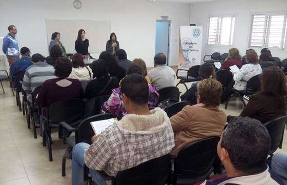 Profesionales del hospital Británico capacitan a enfermeros del interior en Embarcación