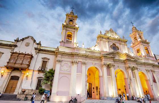 La Comisión Argentina de Turismo de la Fe visita Salta