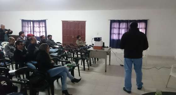 Capacitaron a técnicos de empresas algodoneras