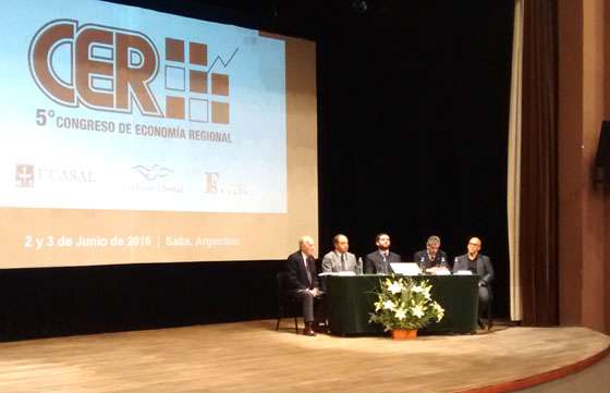 El ministro Javier Montero inauguró el V Congreso de Economía Regional