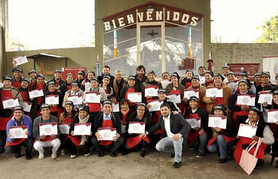 Certificaron competencias 60 auxiliares gastronómicos