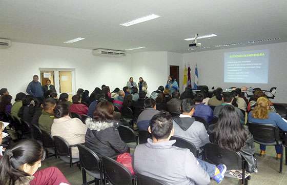 Enfermeros del sector público se actualizan en emergencias cardiovasculares e hipertensivas