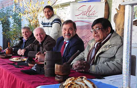 Isa asistió a la presentación del Concurso de la empanada “Don Roberto Romero”