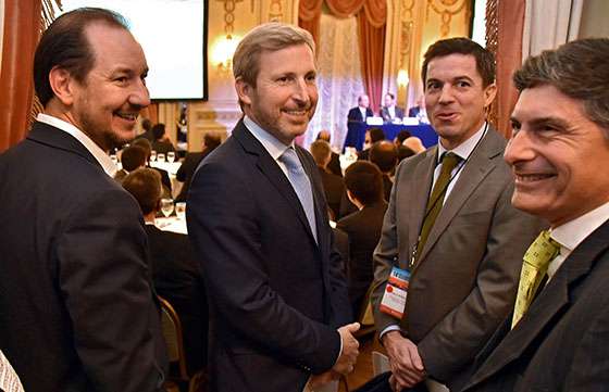 El ministro Saravia participó en el 14° Foro Latinoamericano de Liderazgo en Infraestructura