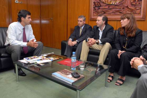 Urtubey se reunió con representantes de la Fundación Mundo Sano