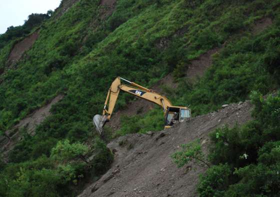La Dirección Provincial de Vialidad supervisa los trabajos que se realizan en la ruta nacional 51 