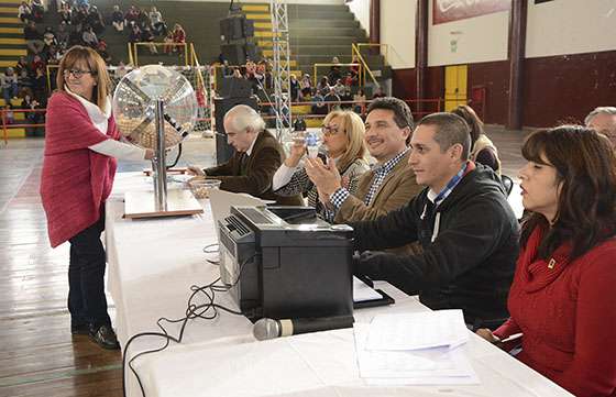El IPV sorteó ubicación para preadjudicatarios de Capital