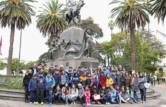 “Pequeños Ciudadanos” de Yrigoyen recorrieron y disfrutaron de la ciudad de Salta